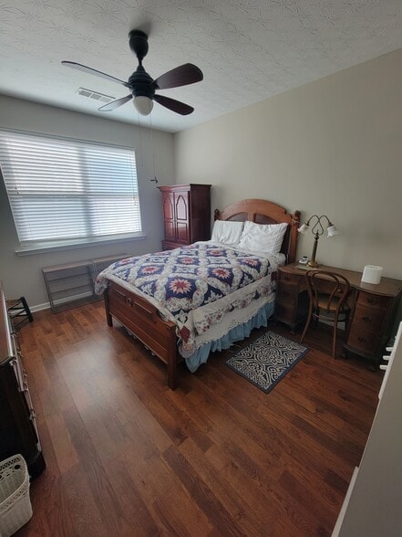 Building Photo - 249 Hiawassee Dr