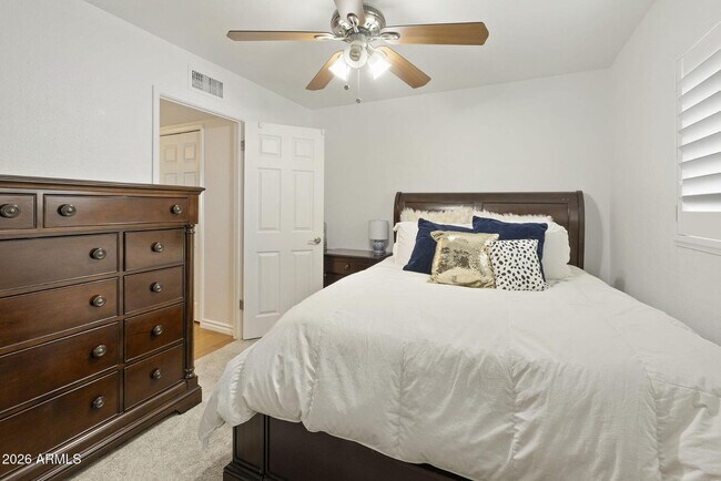 Building Photo - 3039 N 38th St