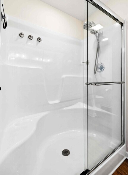 Building Photo - 5009 Spring Creek Rd