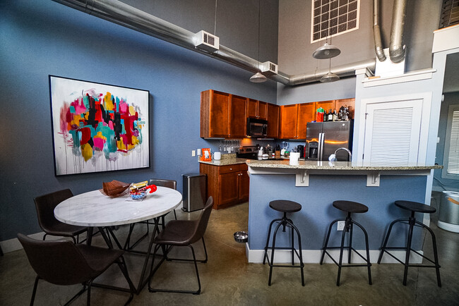 Dining Area and Bar - 791 Wylie St SE