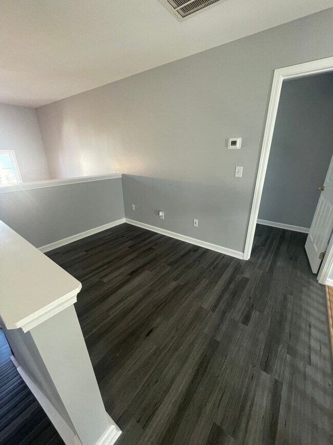 Building Photo - Lovely 3 Bedroom Home in Greer Near Gibb S...