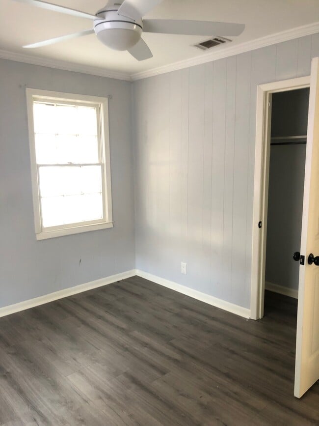 Building Photo - 1804 Screven Pl