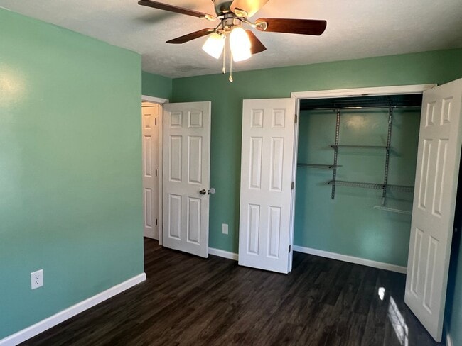 Building Photo - Now Available! Gorgeous Walkout Basement Home with a Pool, Ozark