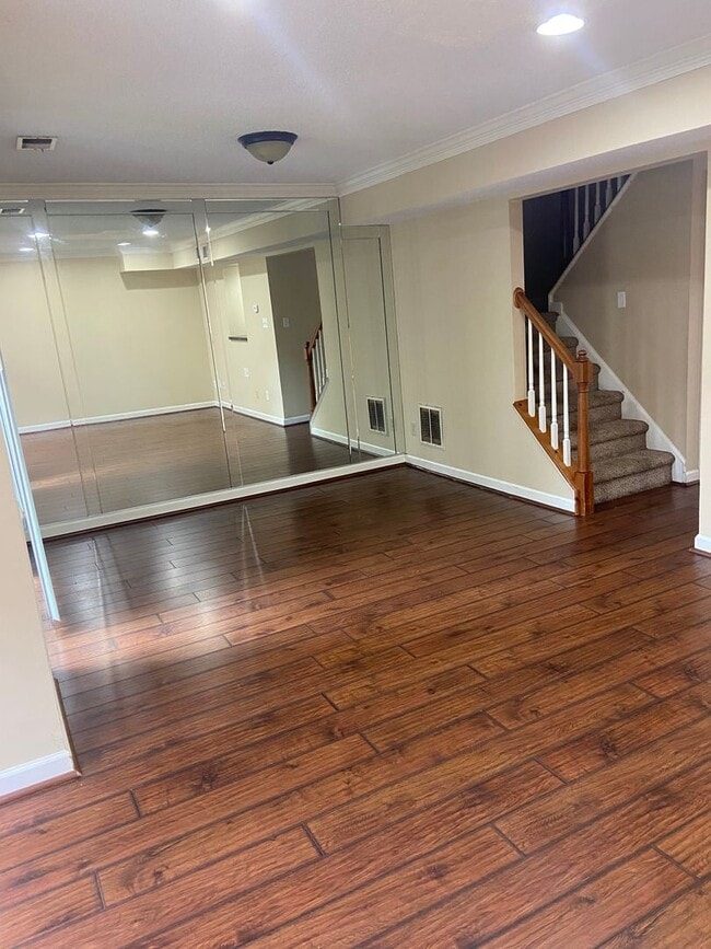 Building Photo - York County Townhouse Rental