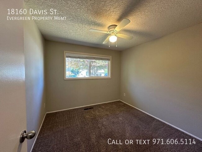 Building Photo - 18160 Davis St