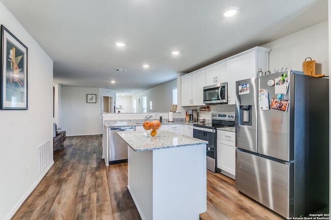 Building Photo - 5911 Bluestem Wy