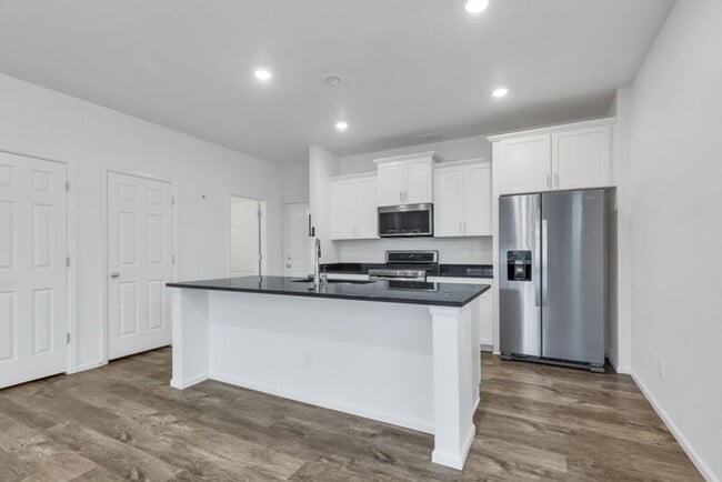Building Photo - 21546 E 59th Pl