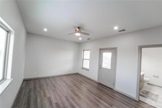 Building Photo - 3302 S Sugar Rd