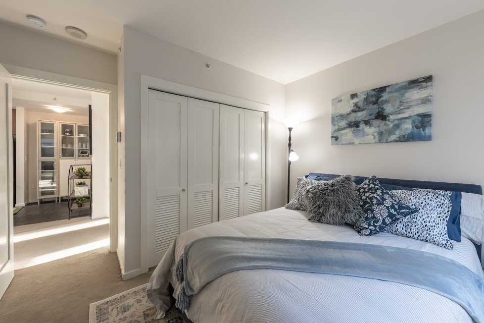 Building Photo - 2721 1st Ave