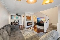 Building Photo - 355 N Maple St