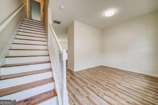 Building Photo - 3285 Hidden Cove Cir NW