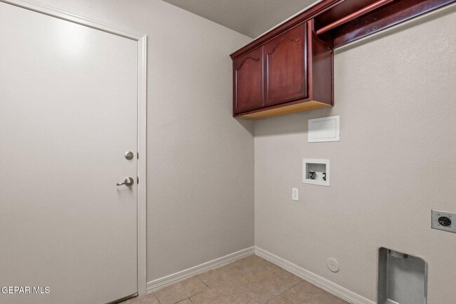 Building Photo - 14645 Spanish Point Dr