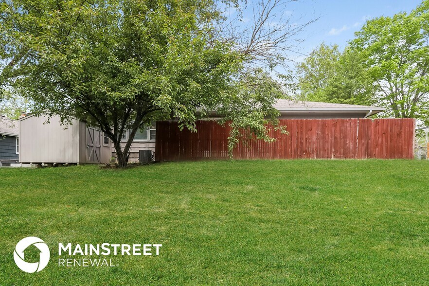 Building Photo - 8118 Willow Way