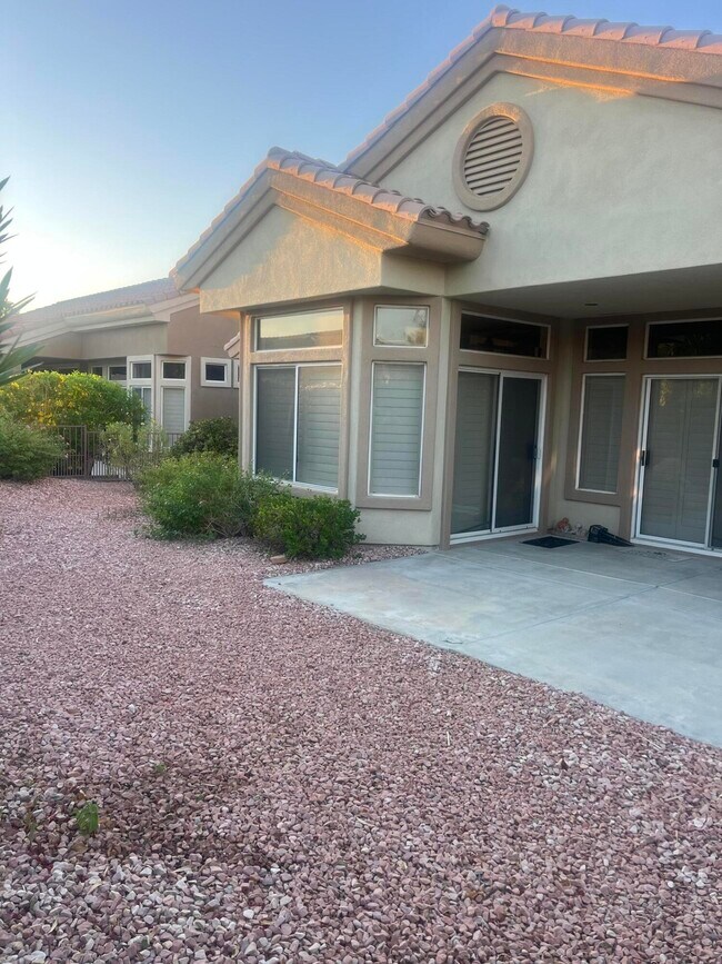 Building Photo - 78582 Dancing Waters Rd