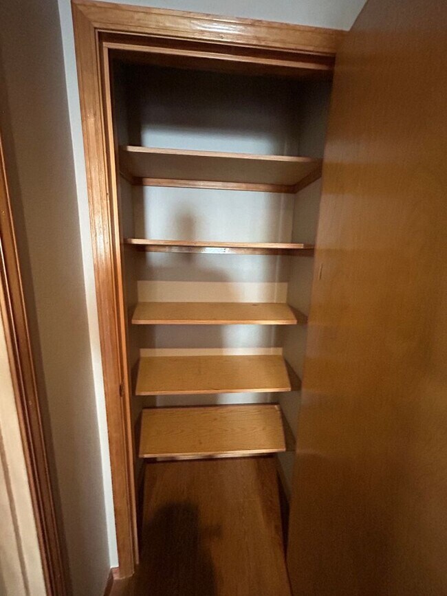 Building Photo - POTK0084 A,B,C,D