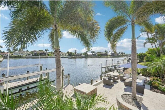 Building Photo - 444 N Barfield Dr