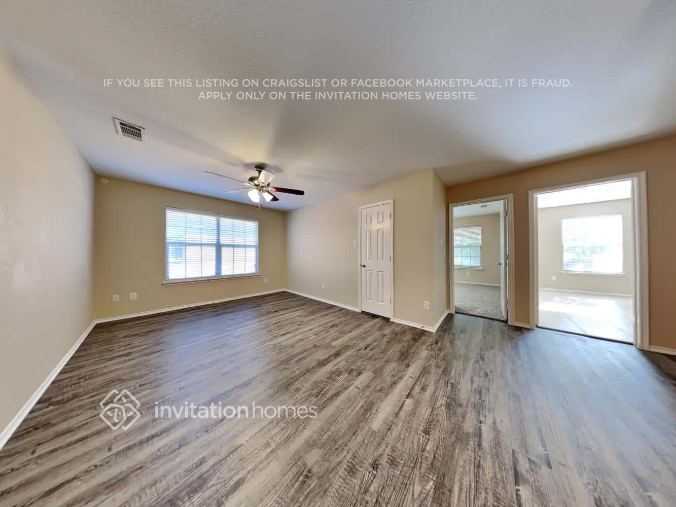 Building Photo - 2042 La Salle Trail