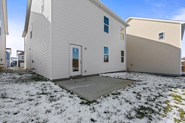 Building Photo - 104 Lambert Fld