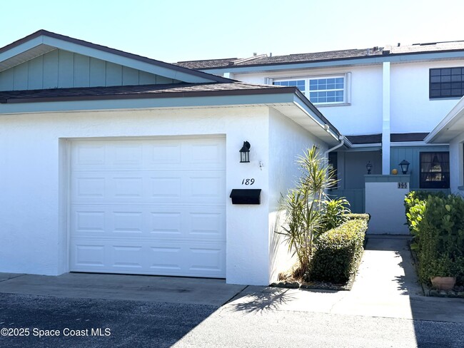 Primary Photo - 189 Kings Way