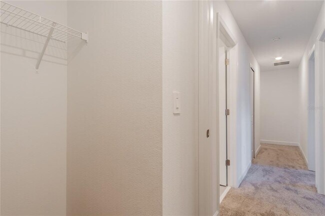 Building Photo - 2705 Scrapbook St