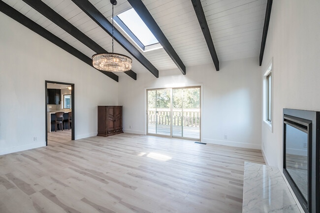 Building Photo - 13140 Delson Ct