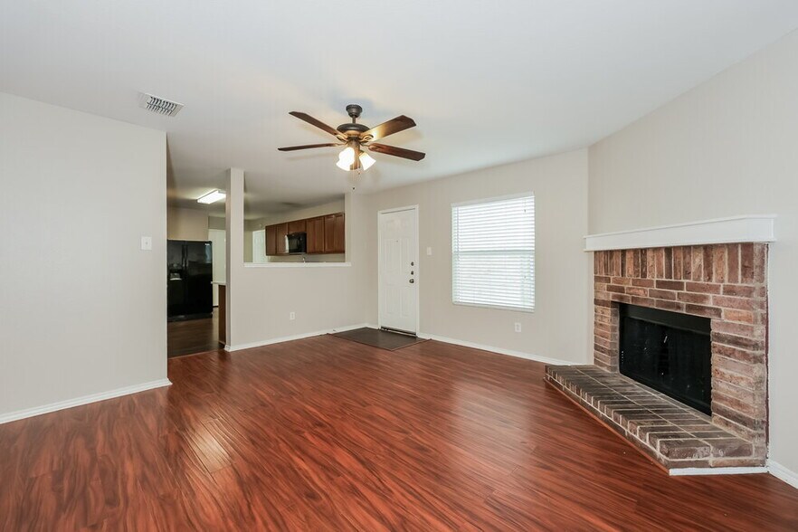 Building Photo - 1054 Graystone Dr