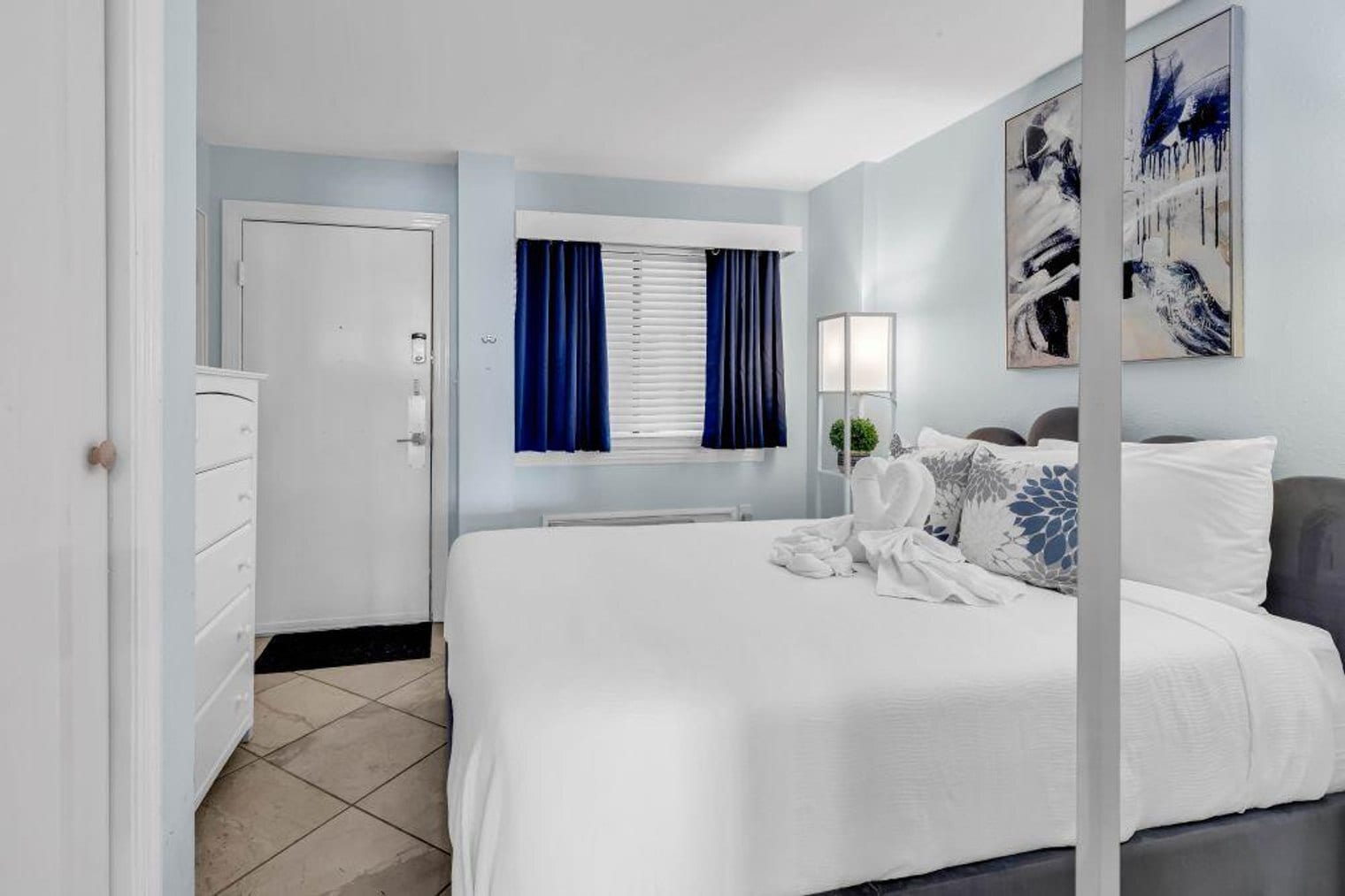 Building Photo - 2001 S Ocean Blvd