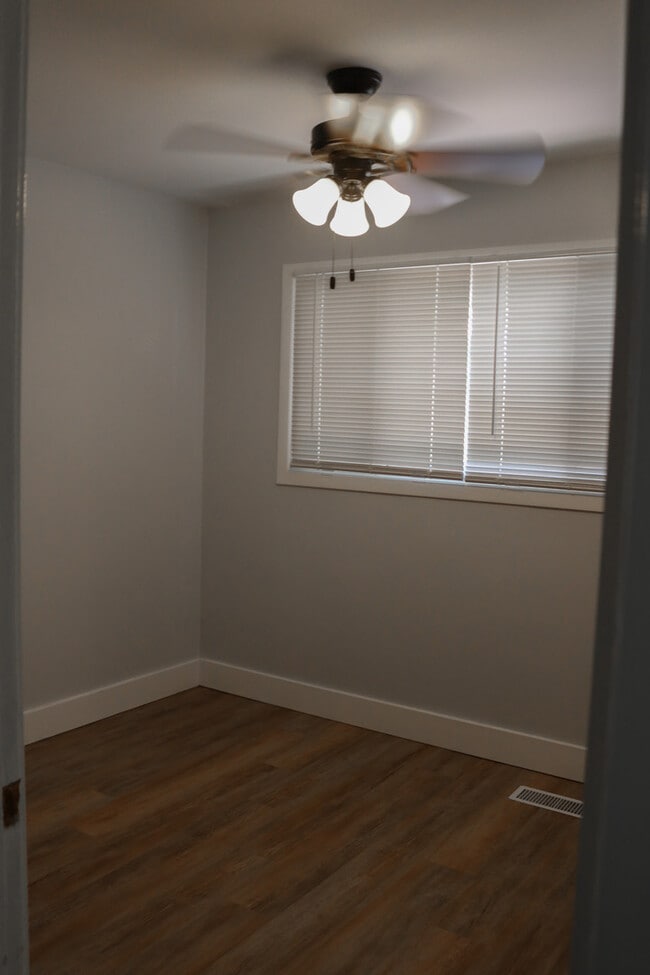 Building Photo - 22407 Strassburg Ave