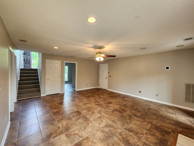 Building Photo - Richmond Place Subdivision