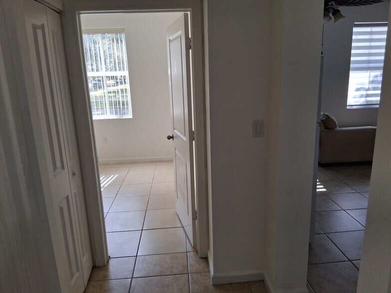 Building Photo - 24514 SW 115th Ct