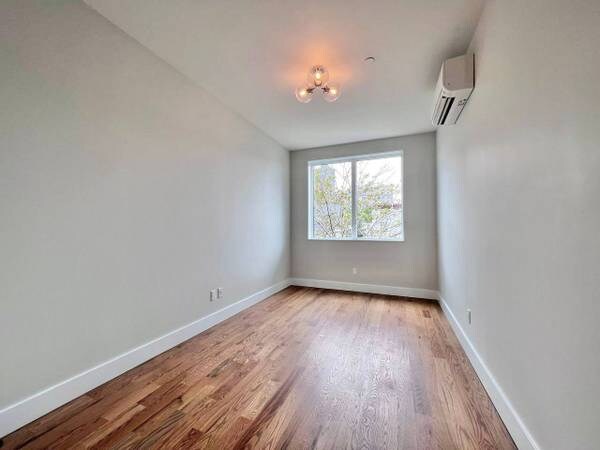 Building Photo - 1477 Greene Ave