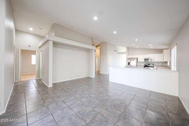 Building Photo - 8672 W Mauro Ln