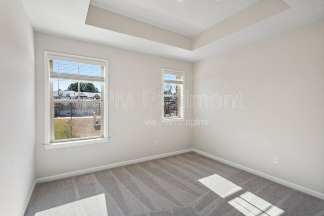 Building Photo - 1604 Halbrook Pl SW