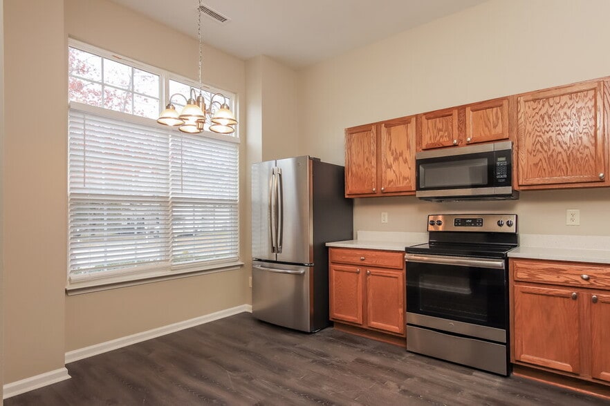 Building Photo - 3952 Tyler Bluff Ln