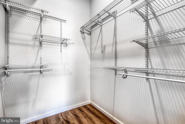 Building Photo - 4800 Brown St