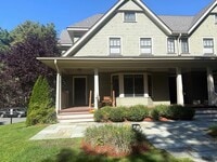 Building Photo - 237 Walnut St