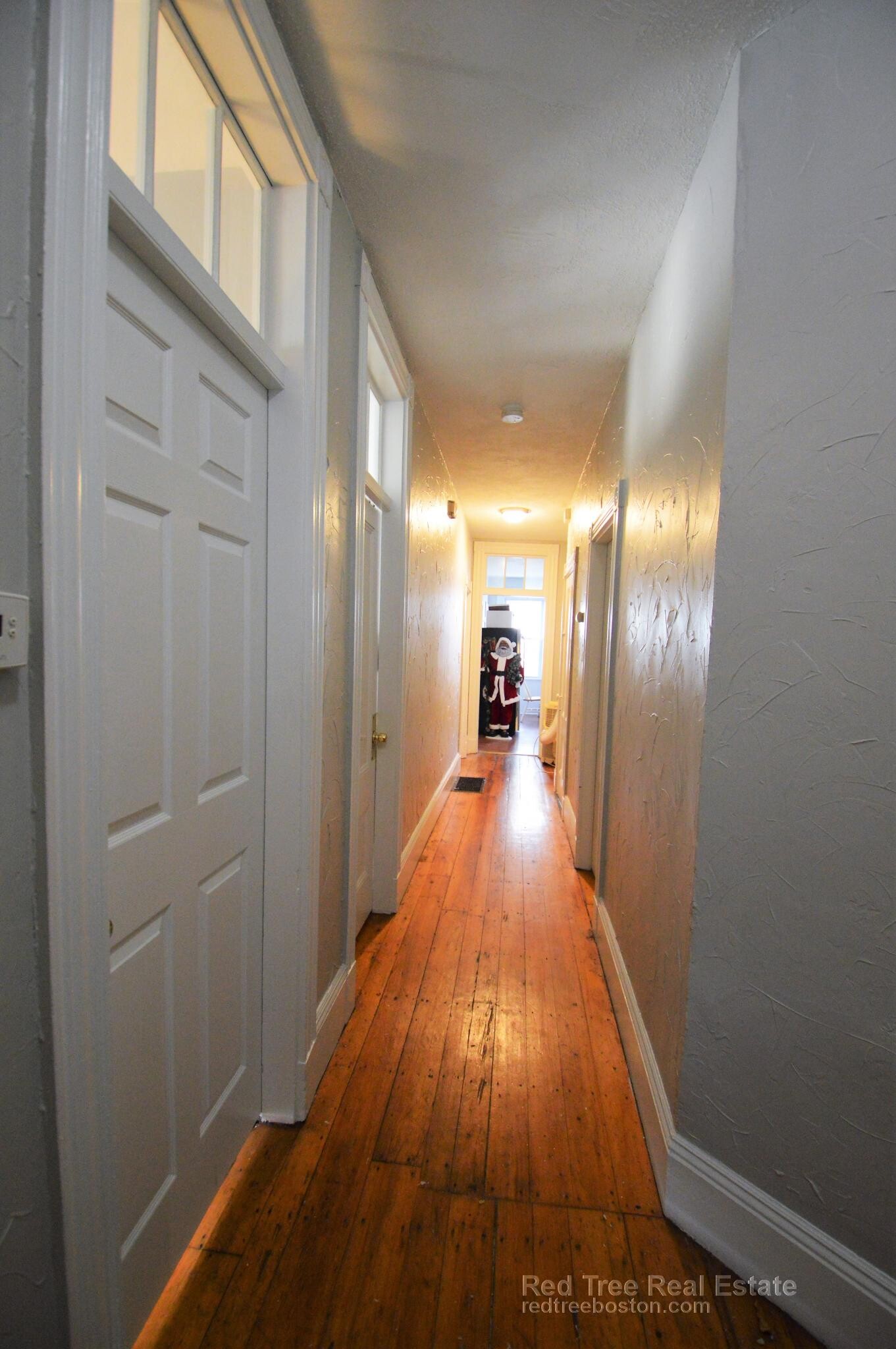 Building Photo - 17 Eldora St