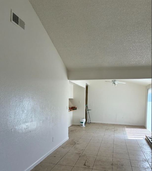 Building Photo - 7663 Jacaranda Ct