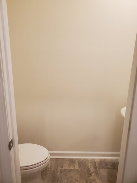 Main Level Half Bath - 4277 Arcadia Dr