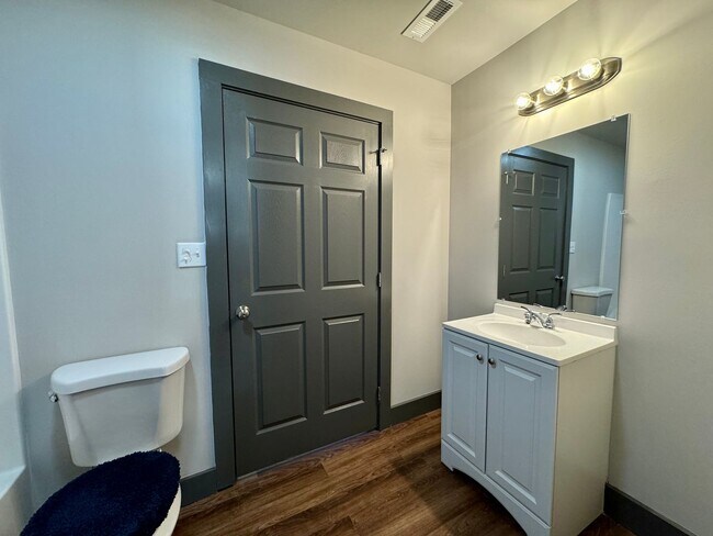 Building Photo - New Construction-Fully Furnished & Utilities Included