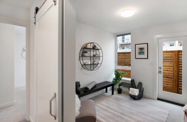 Building Photo - Modern Wallingford/Fremont Home with Rooftop Views & Designer Finishes