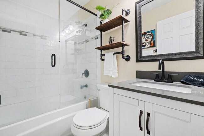 Building Photo - Spacious Batavia Retreat with Indoor Pool!