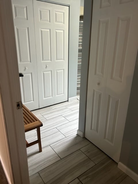 bathroom 1 - 2130 Hammond Pl E