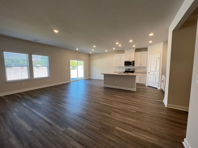 Building Photo - Longs - 3 bedroom, 2 bath House -APPLICATI...
