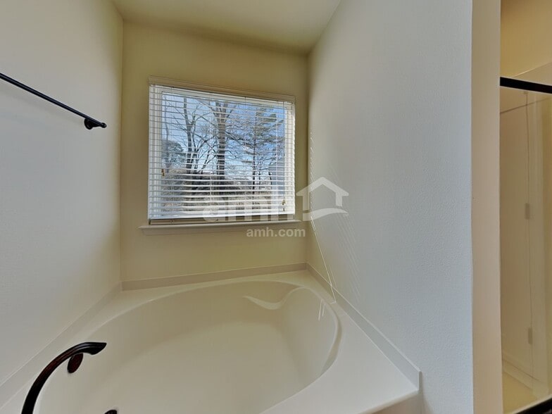 Building Photo - 4276 Kathert Ct