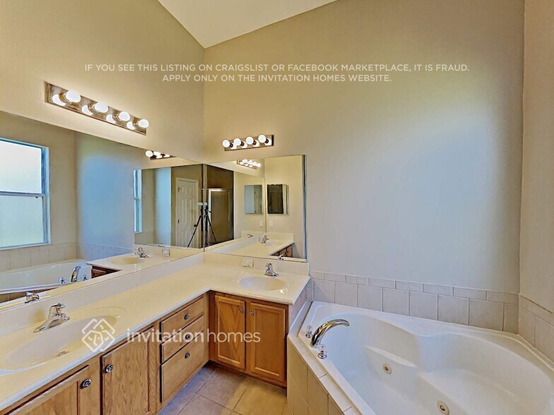 Building Photo - 4557 Powderhorn Pl Dr