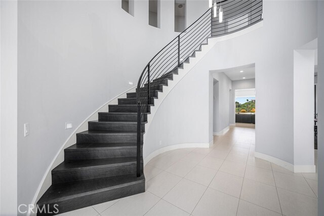 Building Photo - 6 Almanzora