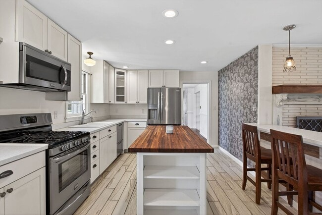 Building Photo - 513 Chesopeian Trail