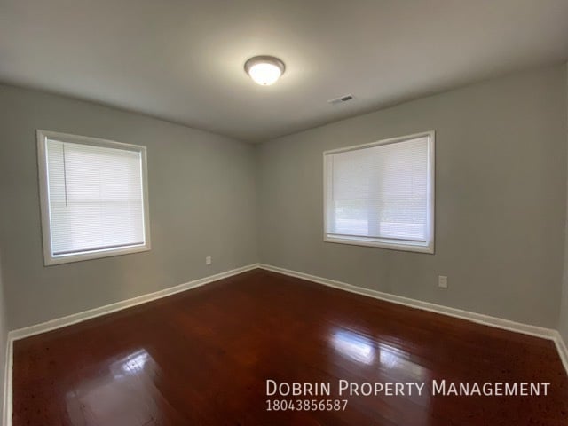 Building Photo - 3906 Lynhaven Ave