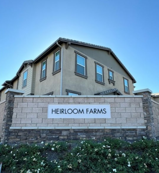 Building Photo - 40430 Melrose Dr